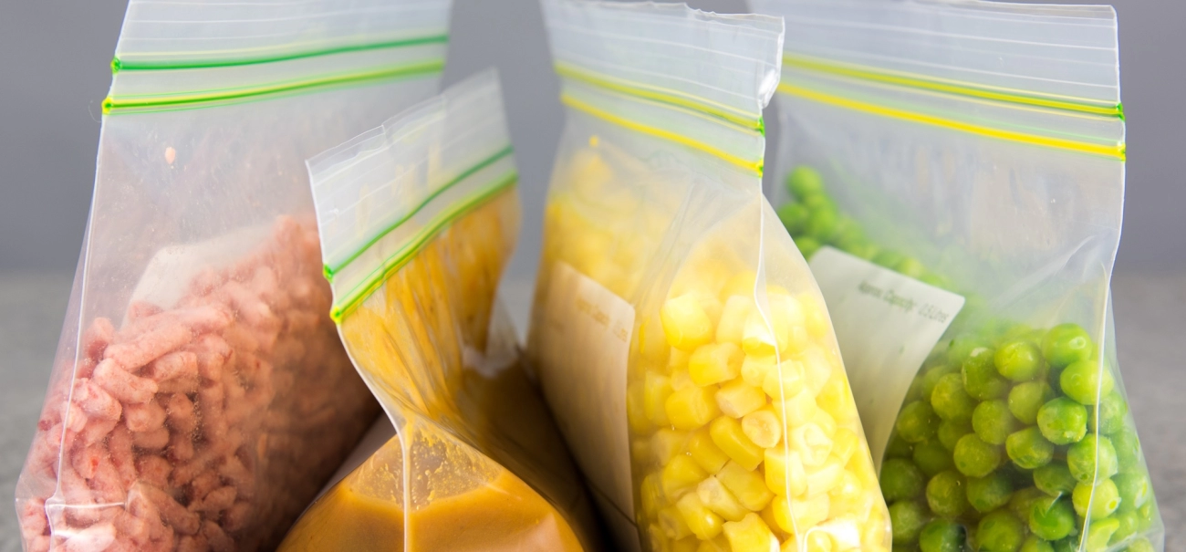 食品保存用PE冷凍バッグ 耐久性があり、BPAフリーで安全 2 PE冷凍バッグの特長と耐久性