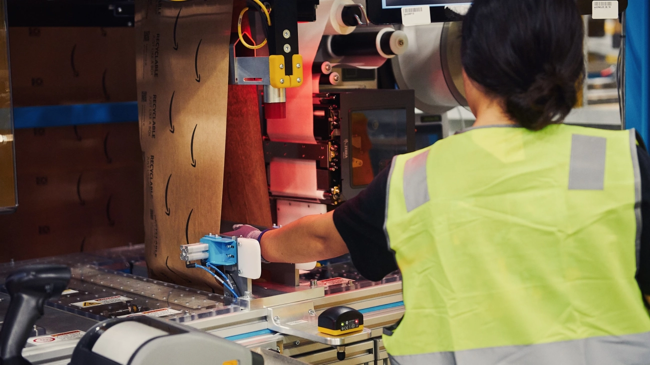 Store Packaging Efficiency and Waste Reduction